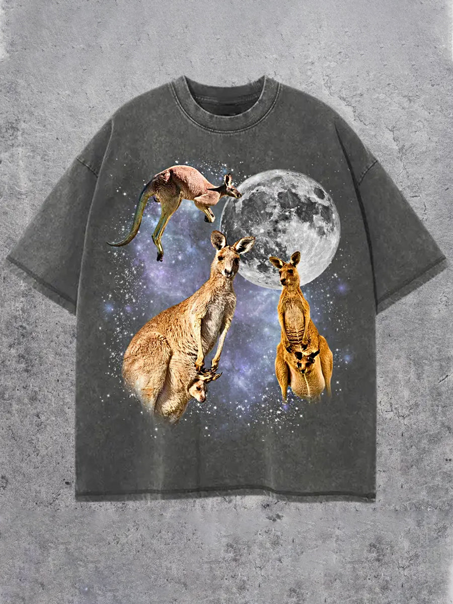 Men's Vintage Aussie Wildlife Moon Three Kangaroo Graphic Short Sleeve T-shirt
