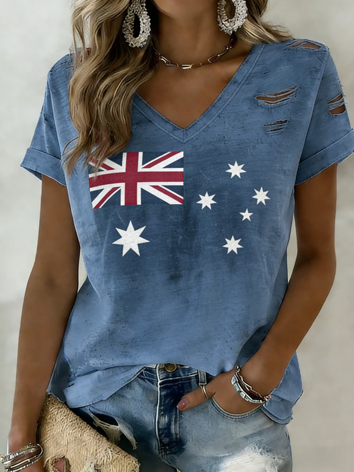 Women's Vintage Australian Flag Badge Art Print V-Neck Short Sleeve T-Shirt