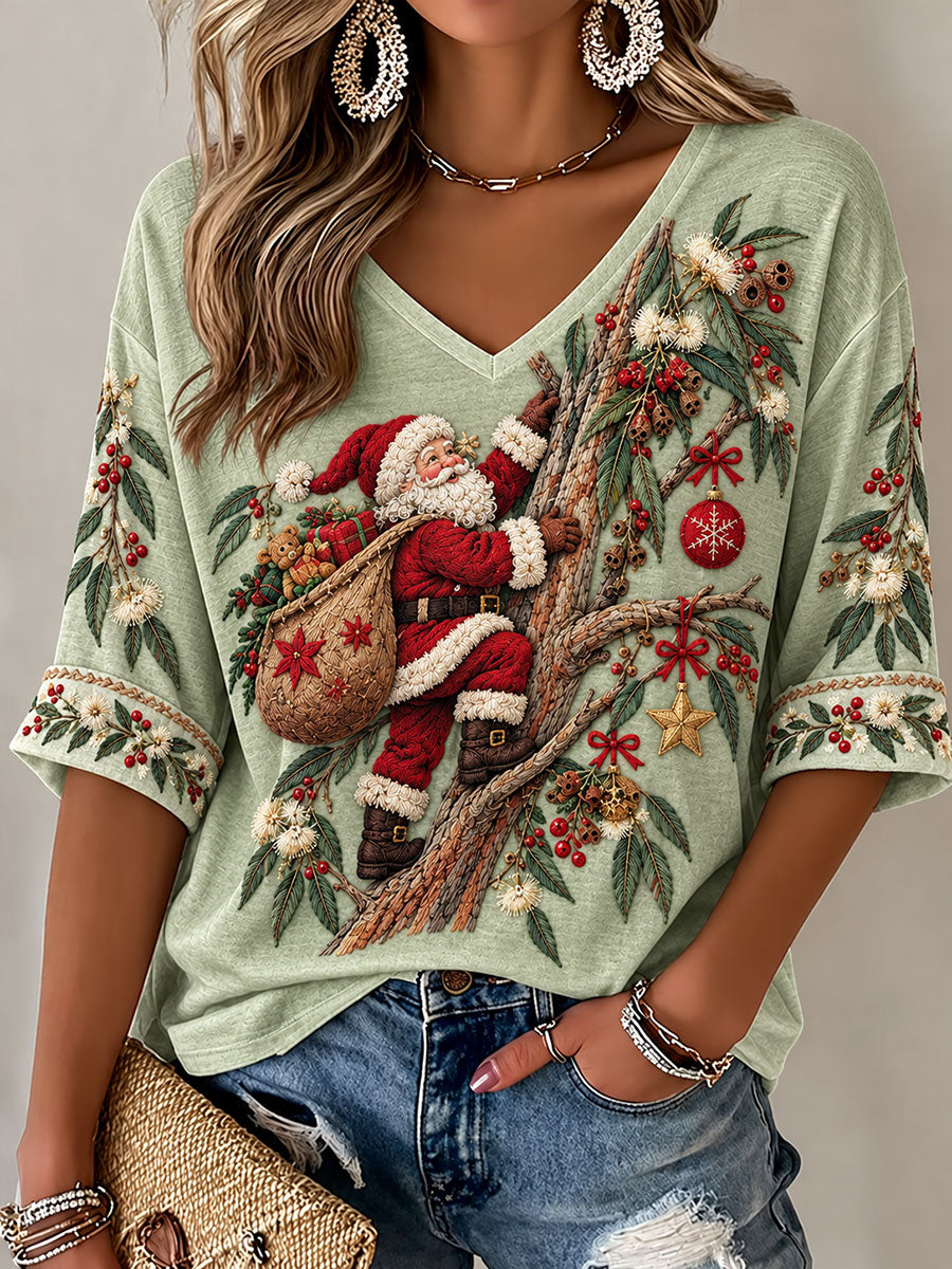 Women's Santa Claus Climbing a Tree – Australian Christmas-Themed Casual T-Shirt