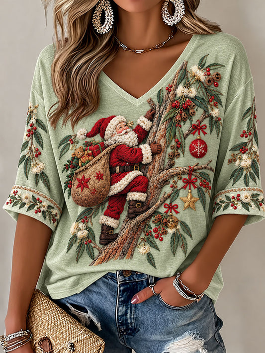 Women's Santa Claus Climbing a Tree – Australian Christmas-Themed Casual T-Shirt